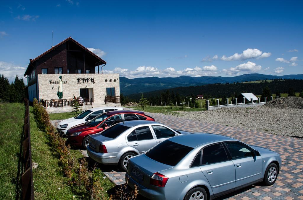 Pensiunea Agroturistica Eden Piatra Fantanele Buitenkant foto